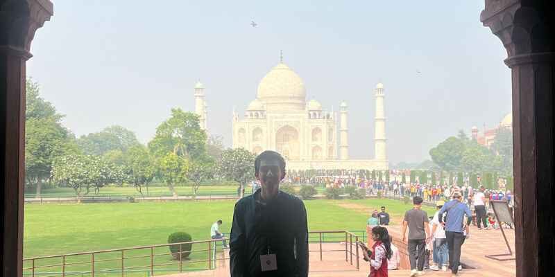 Leo at the Taj Mahal